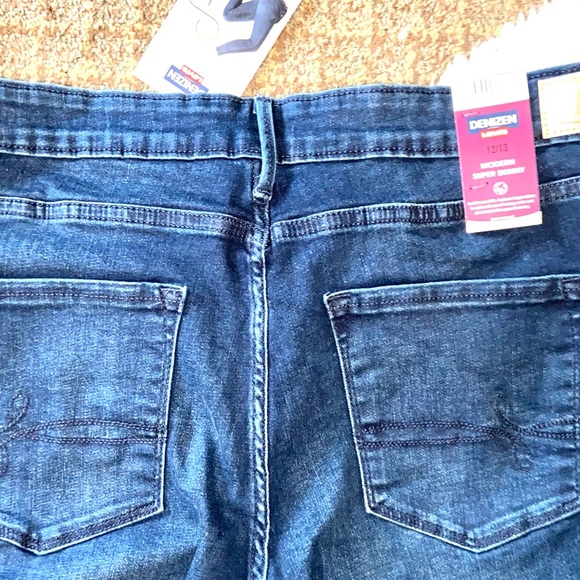 NWT- Denizen from Levi’s Modern Super Skinny Jeans - Picture 5 of 11
